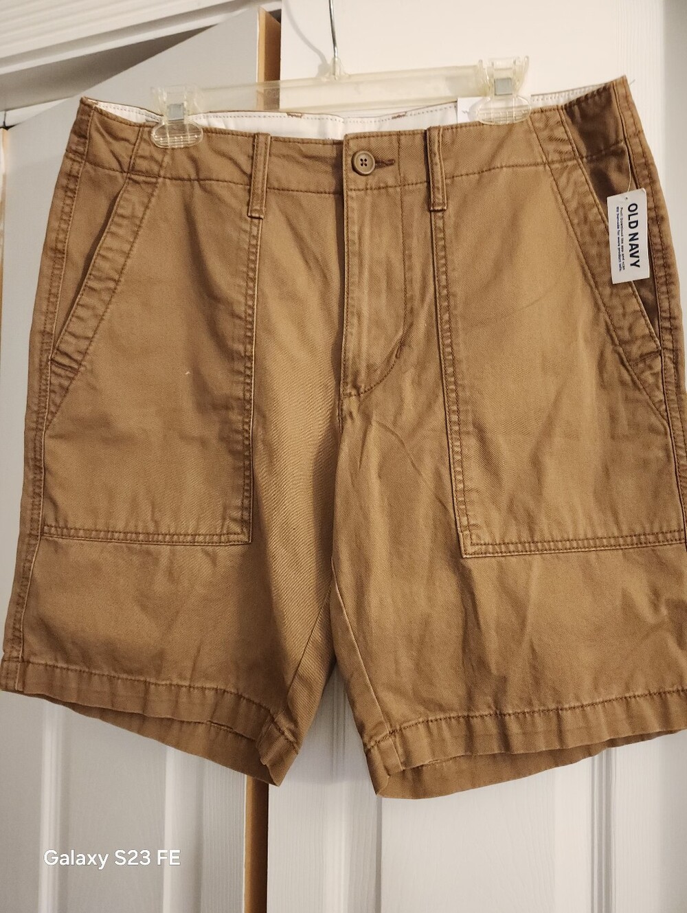 Old Navy Men's Lived In Patch Pocket Shorts 33